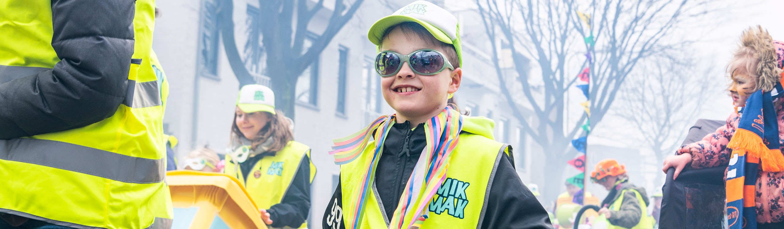 Meelopen met de optocht