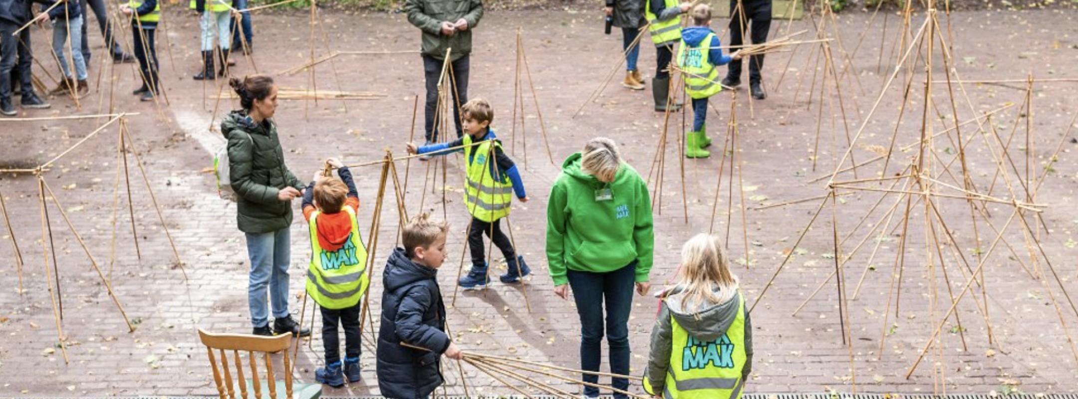 MikMakkers aan het spelen