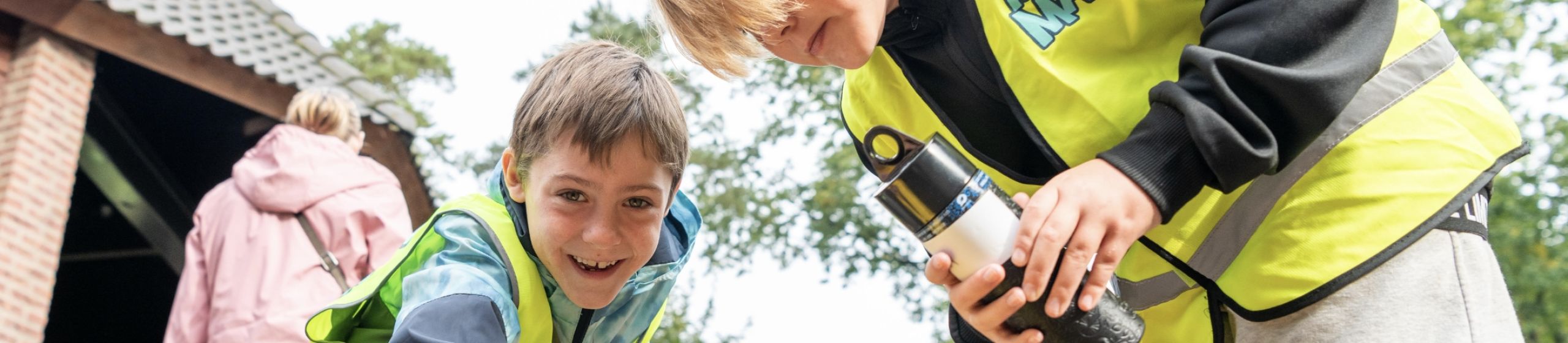 MikMakkers aan het spelen